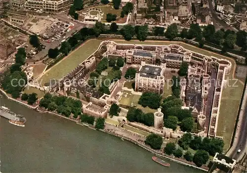 AK / Ansichtskarte London Fliegeraufnahme Tower London