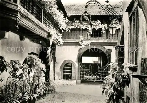 AK / Ansichtskarte Riquewihr_Haut_Rhin Cour des Cigognes Riquewihr_Haut_Rhin