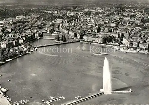 AK / Ansichtskarte Geneve_GE Vue aerienne le Jet dEau la Rade et la Ville Geneve_GE