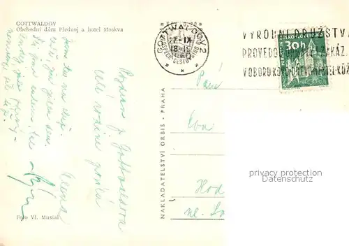 AK / Ansichtskarte Gottwaldov_Tschechien Obchodni Dum Predvoj a hotel Moskva Gottwaldov Tschechien