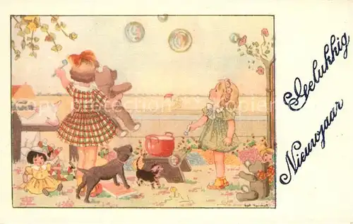 AK / Ansichtskarte Neujahr Kinder Seifenblasen Teddybaer Hund Katze Puppen Lamm  Neujahr