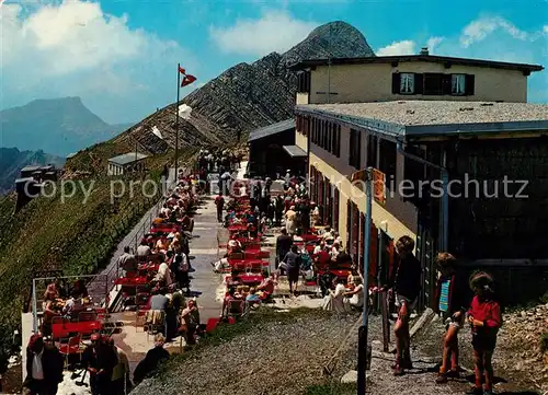 AK / Ansichtskarte Brienzer_Rothorn_BE Kulm Hotel mit Schoenguetsch und Hohgant Brienzer_Rothorn_BE