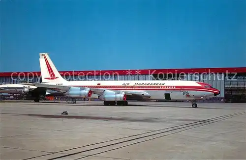 AK / Ansichtskarte Flugzeuge_Zivil Air Madagascar Boeing 707 328B F BLCB c n 18686 360 Flugzeuge Zivil