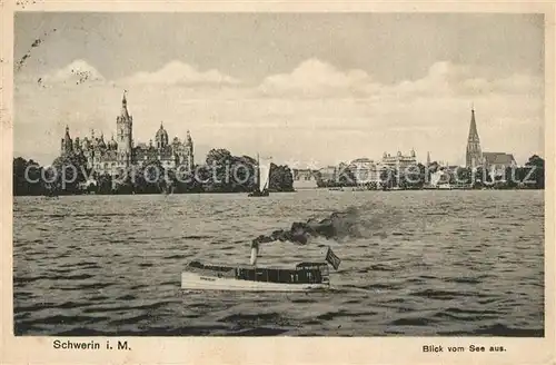 AK / Ansichtskarte Schwerin_Mecklenburg Blick vom See auf Schloss Schwerin_Mecklenburg