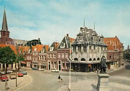 AK / Ansichtskarte Hoorn Kaasmarkt met Waag Kaesemarkt Waage Denkmal Hoorn