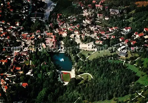 AK / Ansichtskarte Braunlage Fliegeraufnahme Kurviertel Kunsteisstadion Braunlage