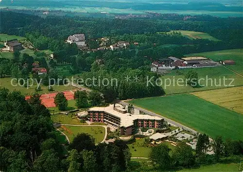 AK / Ansichtskarte Bad_Salzhausen Fliegeraufnahme Haus am Landgrafenteich Bad_Salzhausen