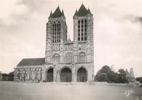 AK / Ansichtskarte Noyon_Oise Cathedrale et Salle Capitulaire Noyon_Oise