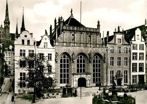 AK / Ansichtskarte Danzig_Westpreussen Langer Markt mit Artushof Danzig_Westpreussen