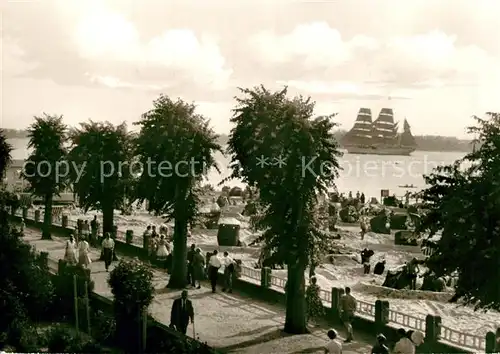 AK / Ansichtskarte Laboe Strandweg Gorch Fock Laboe