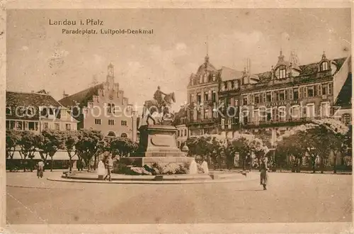 AK / Ansichtskarte Landau_Pfalz Paradeplatz Luitpold Denkmal Landau Pfalz