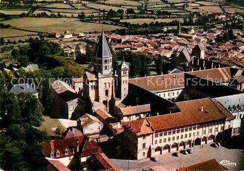 AK / Ansichtskarte Cluny Fliegeraufnahme Kloster Cluny