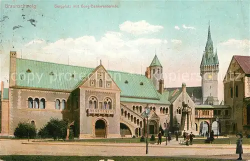 AK / Ansichtskarte Braunschweig Burgplatz mit Burg Dankwarderode Braunschweig