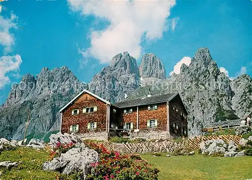 AK / Ansichtskarte Hofpuerglhuette Berghaus mit Bischofsmuetze Dachsteingebirge Hofpuerglhuette