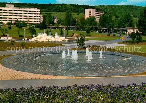 AK / Ansichtskarte Salmuenster_Bad_Soden Kurpark Brunnen Salmuenster_Bad_Soden