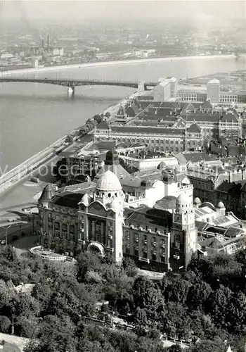 AK / Ansichtskarte Budapest Panorama Blick ueber die Donau mit Hotel Gellert Budapest