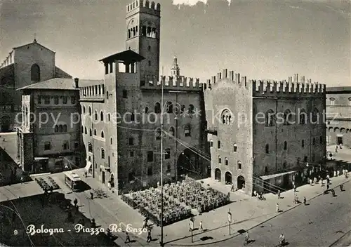 AK / Ansichtskarte Bologna Piazza Re Enzo Bologna