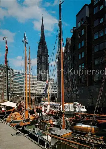AK / Ansichtskarte Hamburg Nicolaifleet und Nicolaikirche Segelboote Hamburg