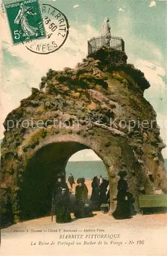 AK / Ansichtskarte Biarritz_Pyrenees_Atlantiques La Reine de Portugal au Rocher de la Vierge Biarritz_Pyrenees