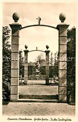 AK / Ansichtskarte Herrenhausen_Hannover Grosser Garten mit Sondergaerten Herrenhausen Hannover