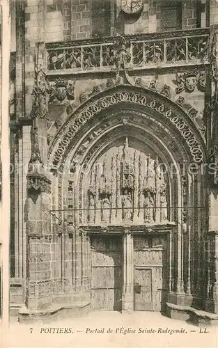 AK / Ansichtskarte Poitiers_Vienne Portail de lEglise Sainte Radegonde Poitiers Vienne