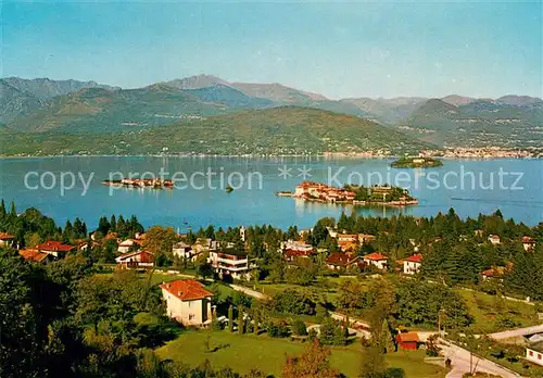 AK / Ansichtskarte Stresa_Lago_Maggiore Fliegeraufnahme e le Isole Borromee Stresa_Lago_Maggiore