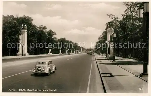 AK / Ansichtskarte Berlin Ost West Achse Berlin