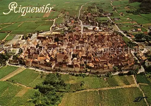 AK / Ansichtskarte Riquewihr_Haut_Rhin Cite Medievale vue aerienne Riquewihr_Haut_Rhin