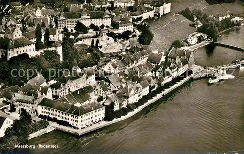 AK / Ansichtskarte Meersburg_Bodensee Altstadt Schloss Hafen Fliegeraufnahme Meersburg Bodensee