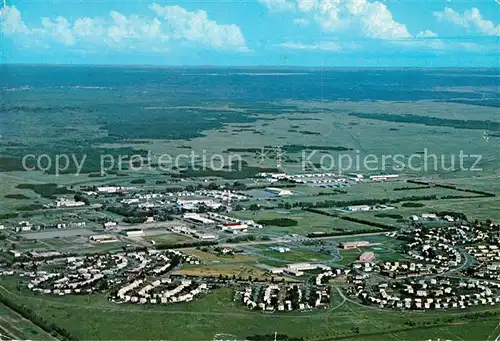 AK / Ansichtskarte Manitoba Canadian Forces Base Shilo Fliegeraufnahme Manitoba