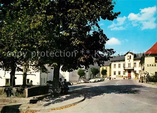 AK / Ansichtskarte Muggendorf_Fraenkische_Schweiz Dorfstrasse Brunnen Muggendorf_Fraenkische