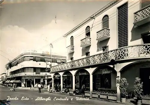 AK / Ansichtskarte Jesolo_Lido Alberghi Centrale e Vittoria Jesolo Lido
