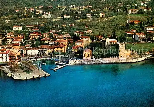 AK / Ansichtskarte Torri_del_Benaco Lago di Garda Veduta dall aereo Torri_del_Benaco
