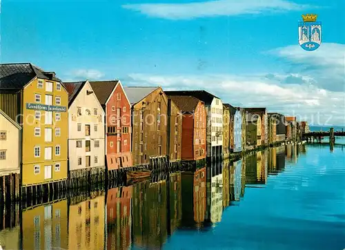 AK / Ansichtskarte Trondheim View of River Nidelven with the old warehouses Trondheim
