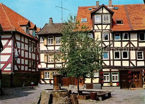 AK / Ansichtskarte Alsfeld Brunnen Fachwerkhaeuser Altstadt Alsfeld
