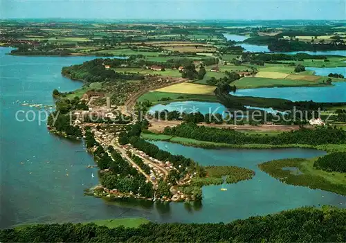 AK / Ansichtskarte Ploen_See Campingplatz Spitzenort Naturpark Holsteinische Schweiz Fliegeraufnahme Ploen_See