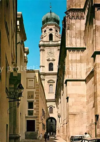AK / Ansichtskarte Passau Zengergasse mit Dom Dreifluessestadt Passau