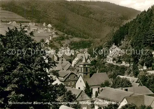 AK / Ansichtskarte Willingen_Sauerland Ortsansicht mit Kirche Heilklimatischer Kurort Wintersportplatz Willingen_Sauerland
