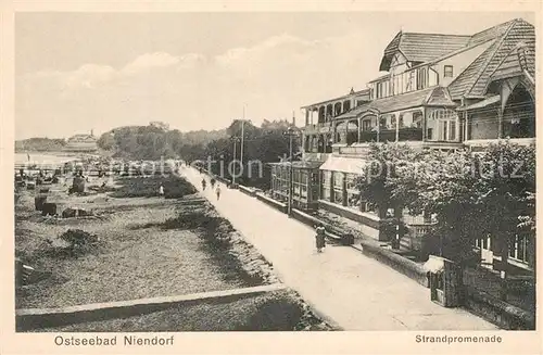 AK / Ansichtskarte Niendorf_Ostseebad Strandpromenade Niendorf_Ostseebad