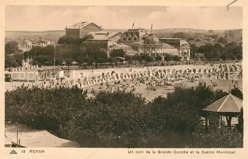 AK / Ansichtskarte Royan_Charente Maritime Grande Conche Casino Municipal Royan Charente Maritime