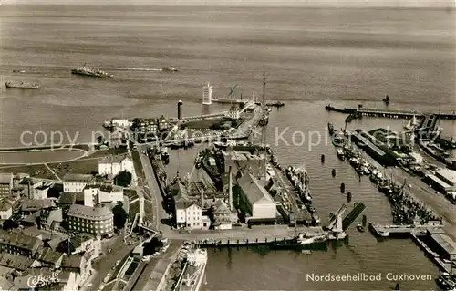 AK / Ansichtskarte Cuxhaven_Nordseebad Fliegeraufnahme Hafen Cuxhaven_Nordseebad