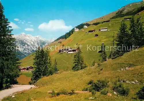 AK / Ansichtskarte Kaisers Panorama Bergdorf Alpen Kaisers