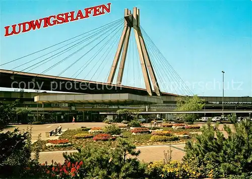 AK / Ansichtskarte Ludwigshafen_Rhein Hauptbahnhof Pylon Ludwigshafen Rhein