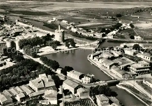 AK / Ansichtskarte Aigues Mortes_Gard Vue sur le Bassin et la Tour Constance Aigues Mortes Gard