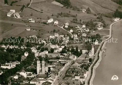 AK / Ansichtskarte Obernzell Fliegeraufnahme Uferpromenade Neue Siedlung Rauscher Pesnionen Obernzell