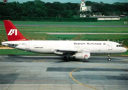 AK / Ansichtskarte Flugzeuge_Zivil Indian Airlines Airbus Industrie A320 231 VT ESJ 490 Flugzeuge Zivil