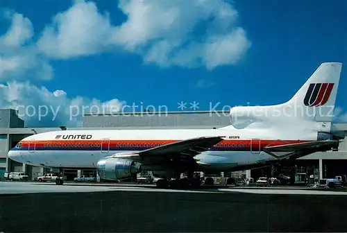 AK / Ansichtskarte Flugzeuge_Zivil United Lockheed L1011 500 N513PA  Flugzeuge Zivil