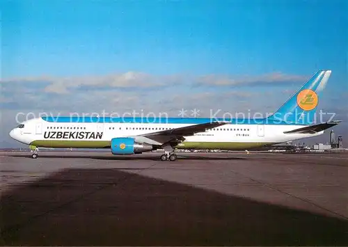 AK / Ansichtskarte Flugzeuge_Zivil Uzbekistan Airlines Boeing B 767 300 VR BUA Flugzeuge Zivil