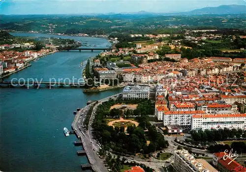 AK / Ansichtskarte Bayonne_Pyrenees_Atlantiques Fliegeraufnahme Theatre Fonts sur Adour Bayonne_Pyrenees