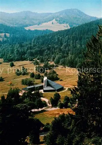 AK / Ansichtskarte Menzenschwand Pfarrkirche Sankt Martin  Menzenschwand